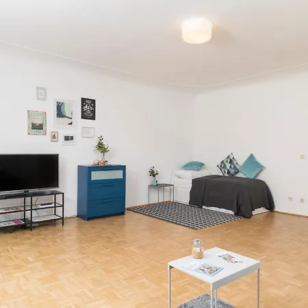 Cozy Kunsthaus Apartment