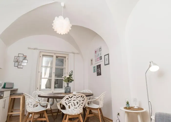 Cozy Kunsthaus Apartment Graz