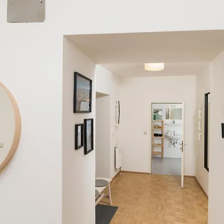 Cozy Kunsthaus Apartamento Graz