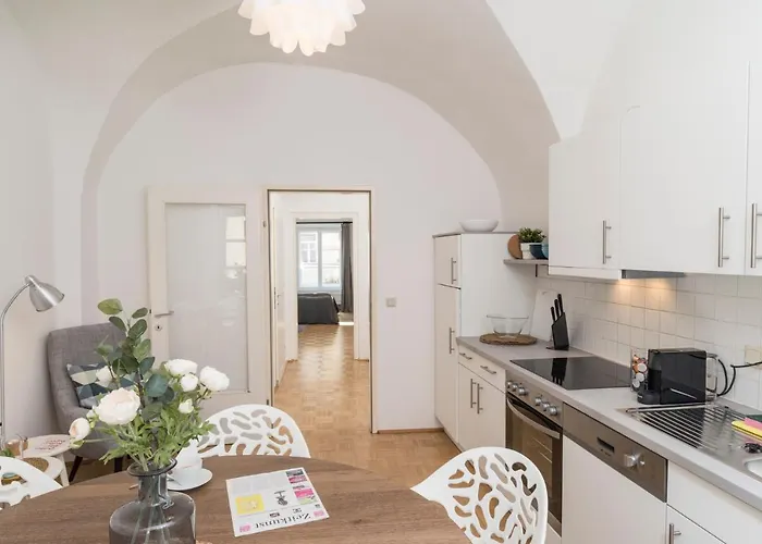 Cozy Kunsthaus Apartment Graz