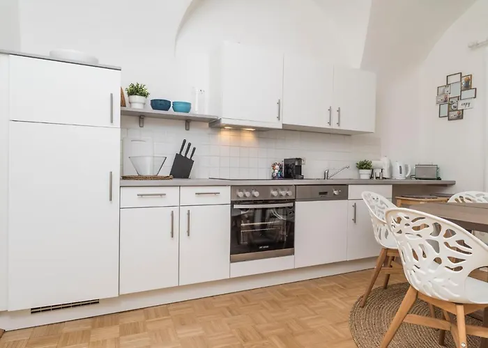 Cozy Kunsthaus Apartment