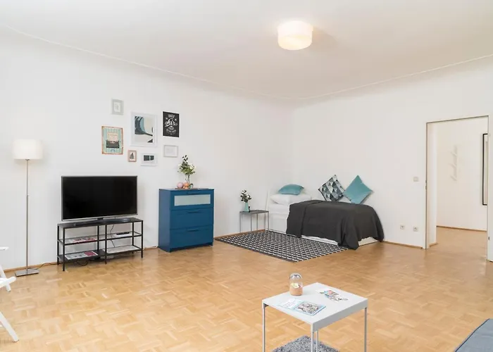 Cozy Kunsthaus Apartment